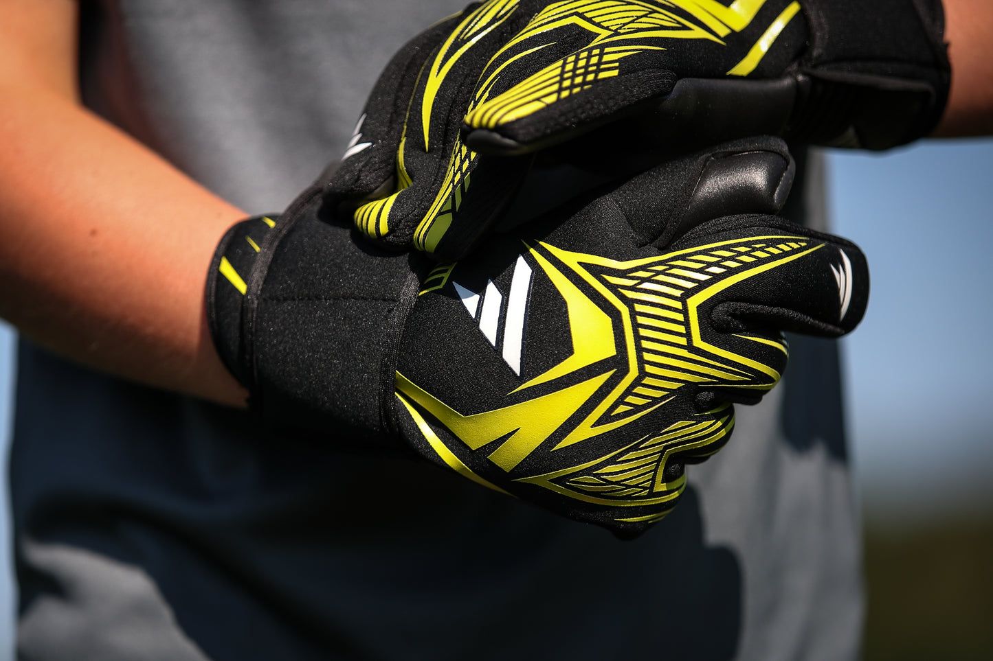 ALPHA V1 YELLOW JNR