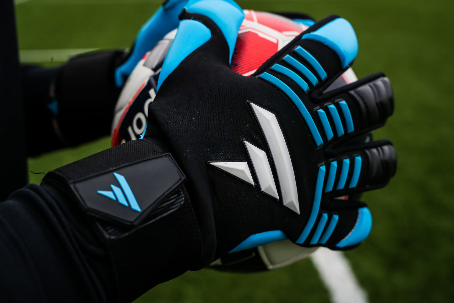 PRO V1 BLUE