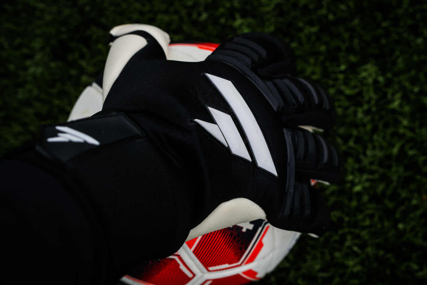 PRO V1 ONYX
